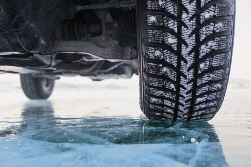 Consejos para conducir con hielo en las carreteras de Ávila