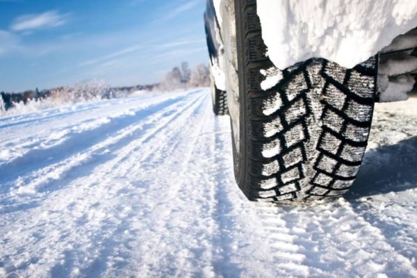 Consejos para conducir con hielo y nieve en la carretera de Ávila