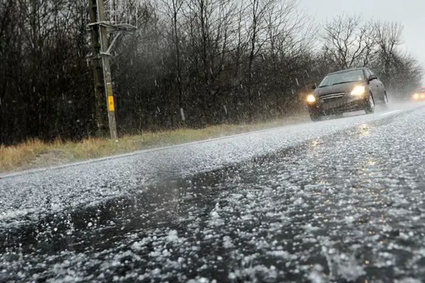 Hielo en la carretera consejos y precauciones